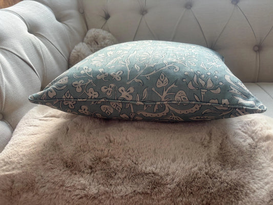 Velvet vs Chenille vs Linen: Choosing the Right Cushion Fabric for Your Home
