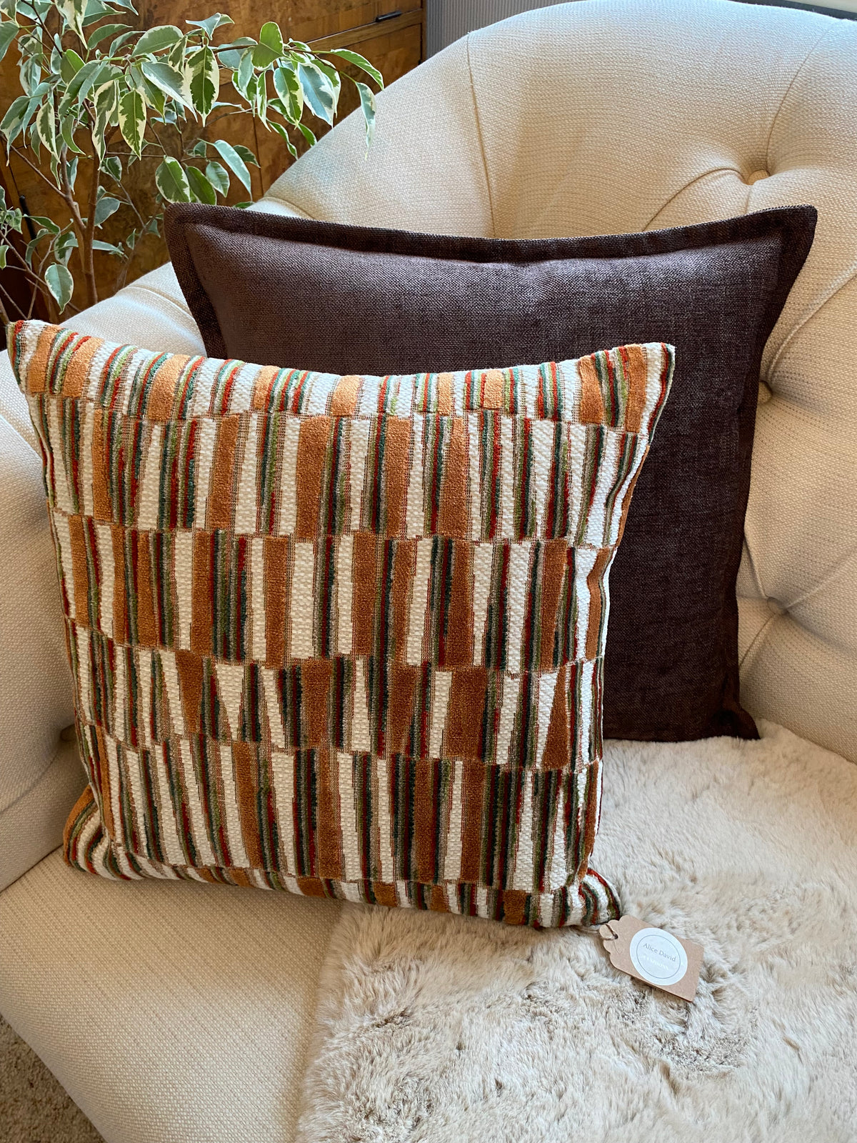 ILIV Kaleido - Chenille Cushion Cover – Vibrant Contemporary, Multiple Colours | MILENA