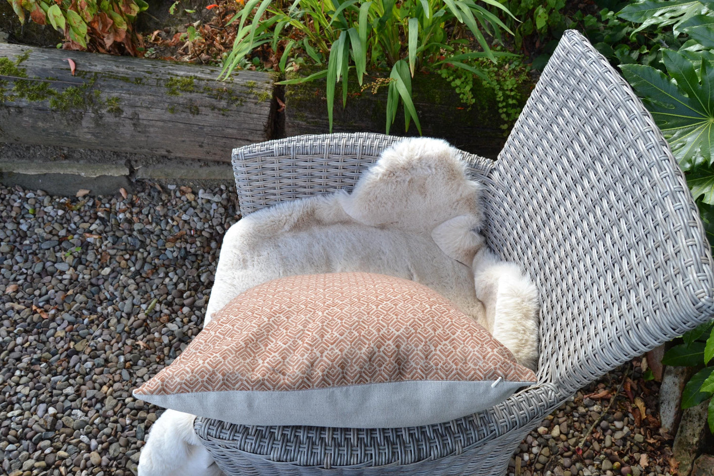CALOR - Handmade cushion cover in grey, copper or paprika cotton and linen fabric