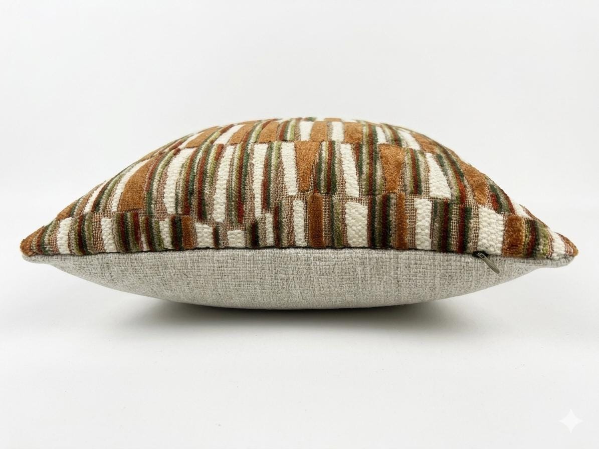 MILENA - Vibrant and contemporary chenille handmade cushion cover.