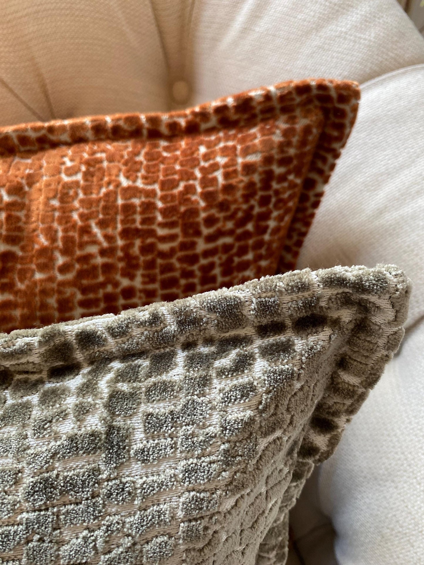 PERLA - Handmade contemporary velvet fabric cushion cover with Oxford Edge