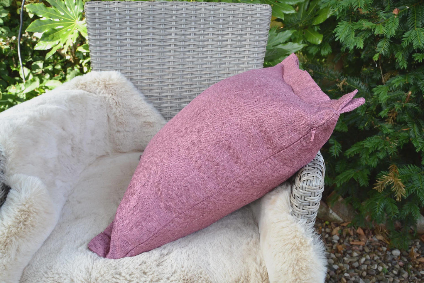 CLAVELL Handmade pink cushion cover with knife pleat detail. UK