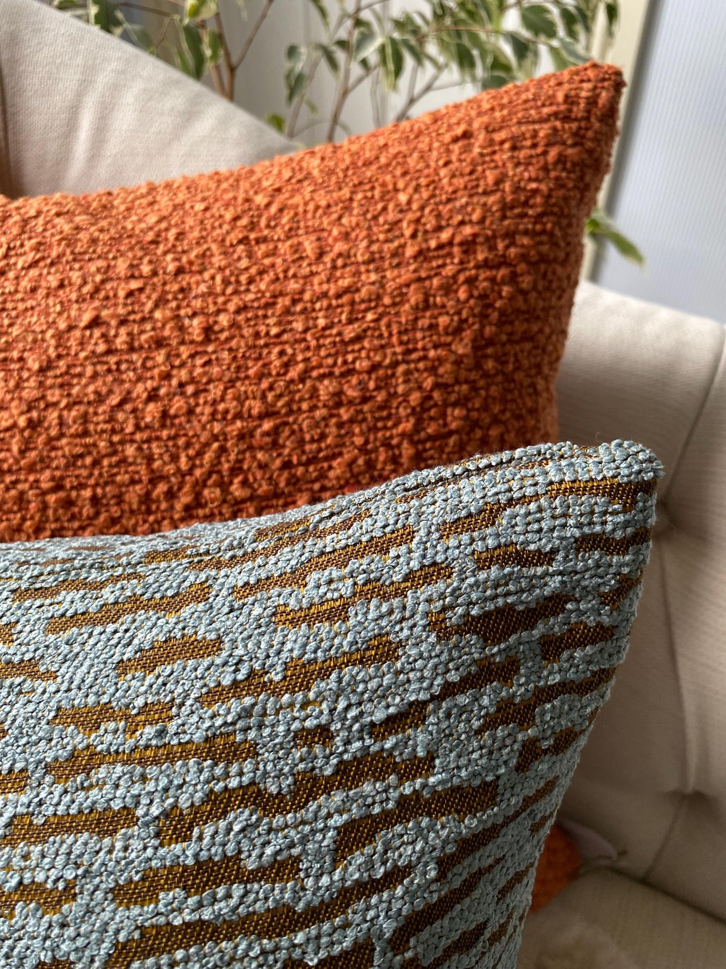 DIJON - Handmade boucle modern weave design with geometric pattern.