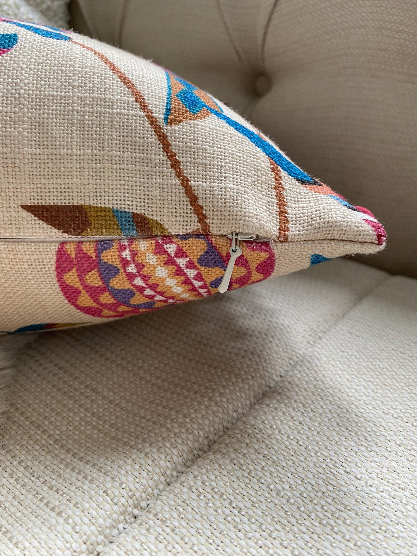 PARADISA - Handmade lumbar cushion cover with modern botanical design and pom pom trim.