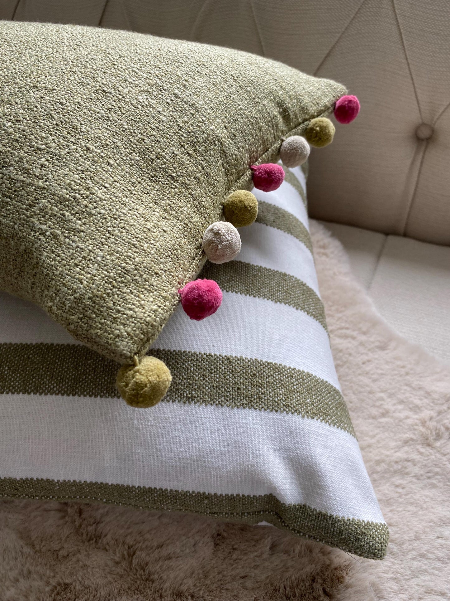 LYRA - Green boucle weave handmade cushion cover.