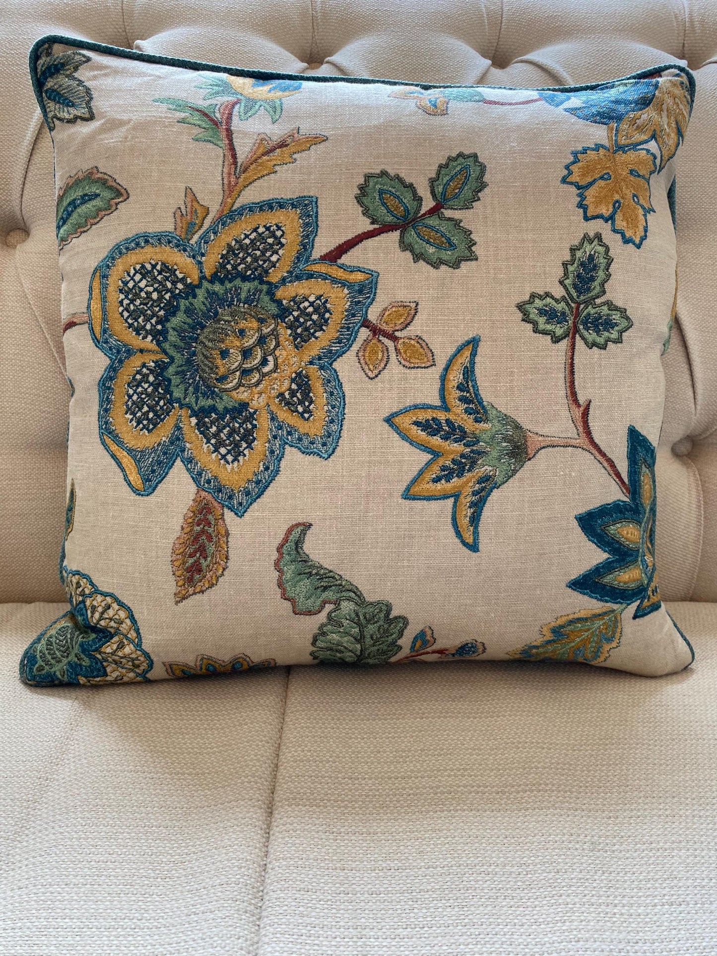 BELIZE - Handmade floral pattern cushion cover with contrasting piping.