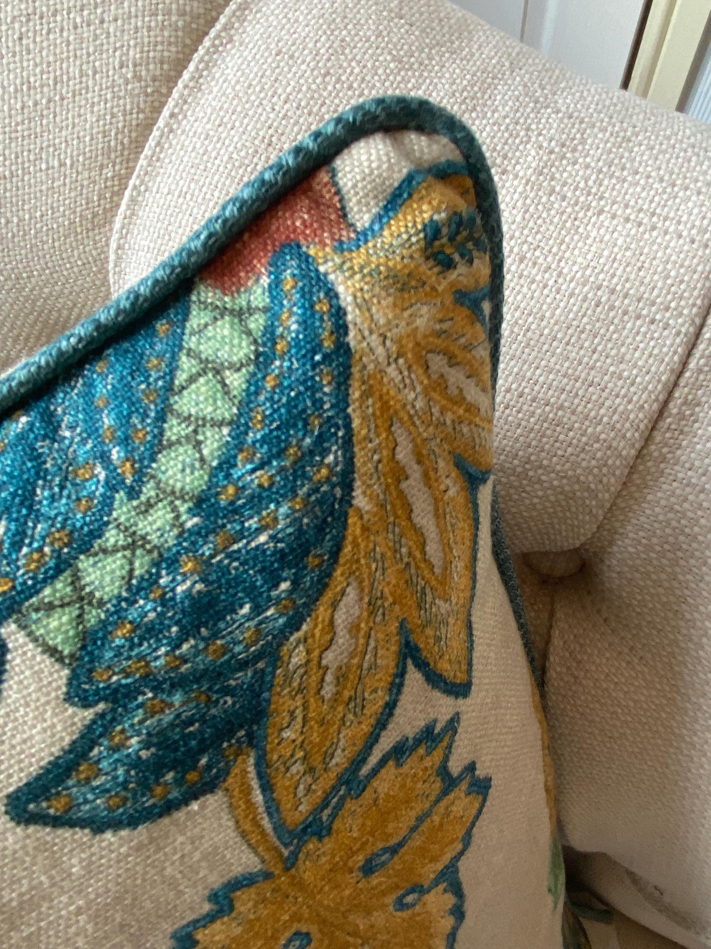 BELIZE - Handmade floral pattern cushion cover with contrasting piping.